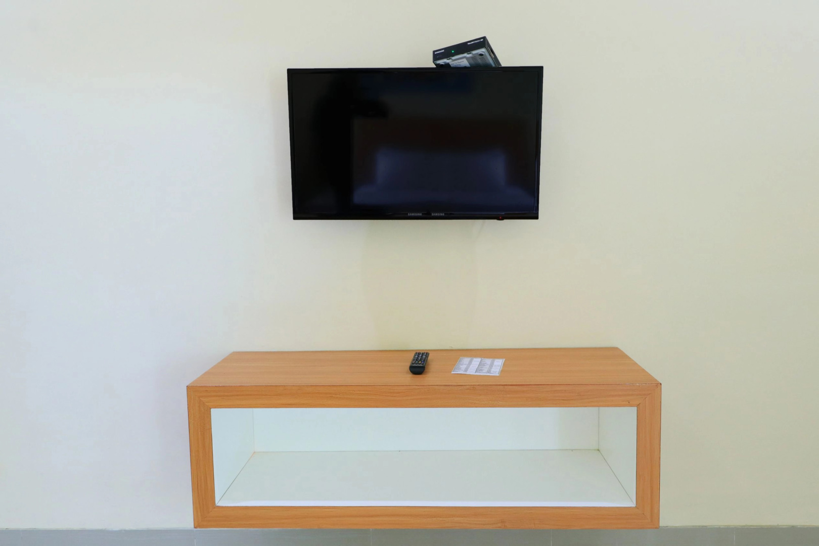 Taman Damai Bungalow by ZUZU