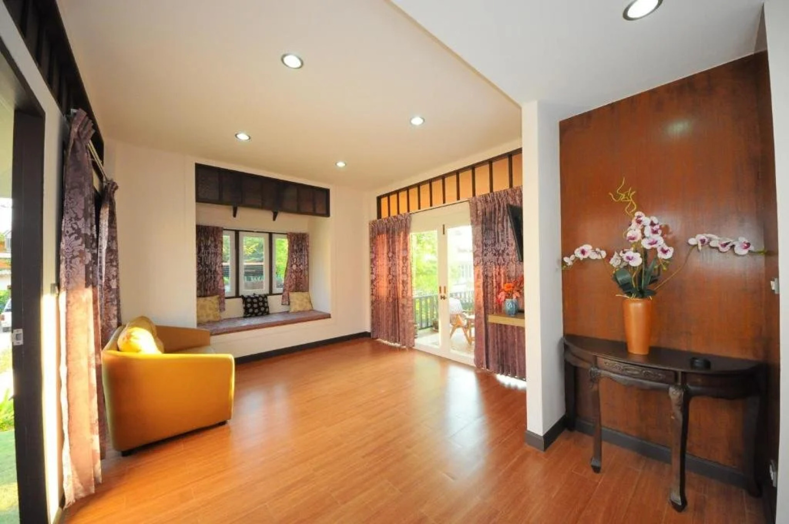 Maeklong Marina Resort