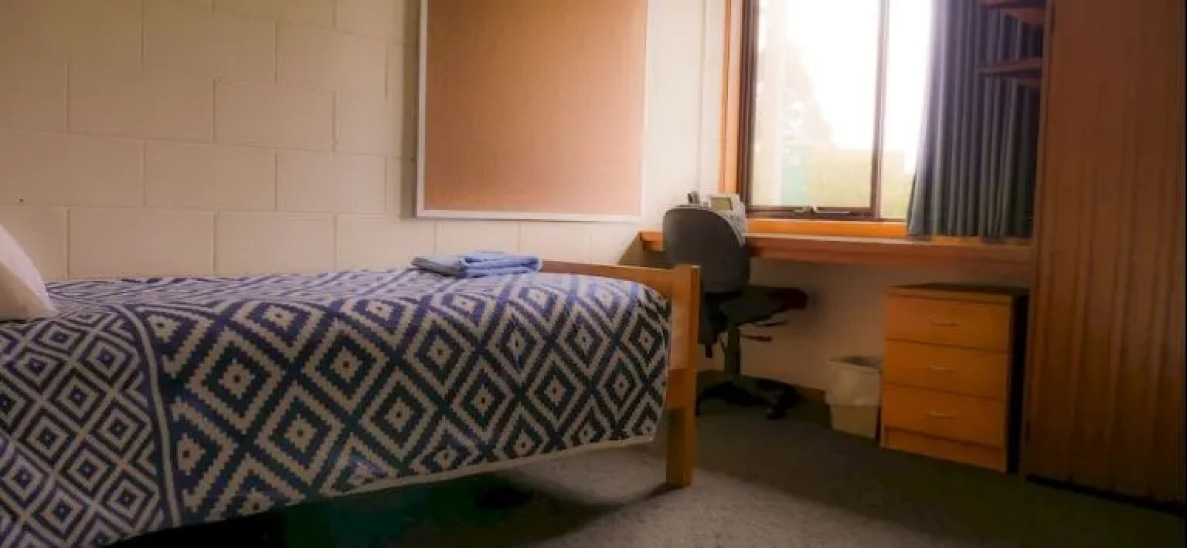 Deakin Warrnambool Units