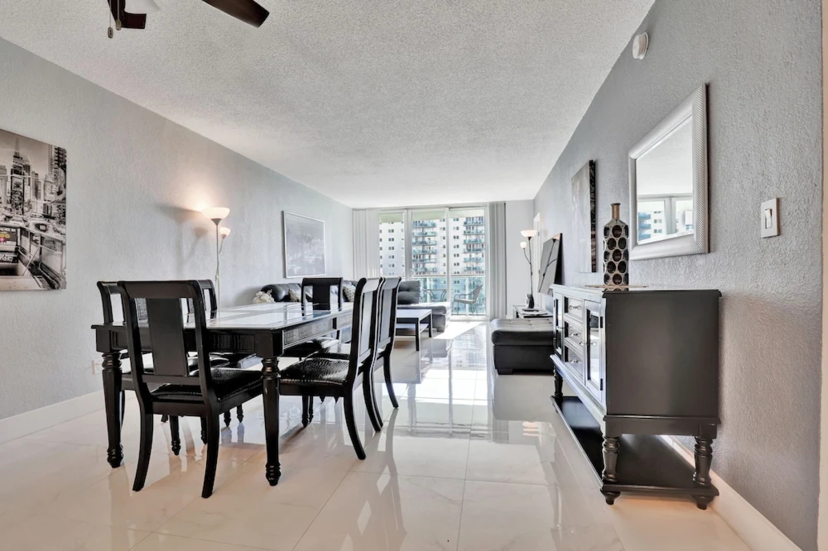 Destination Stays-Ocean View Condo Miami