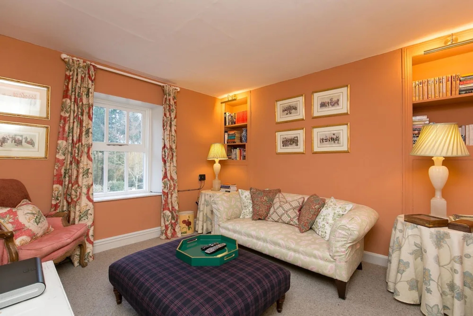 Stunning 3-bed House in a Private Hidden Valley