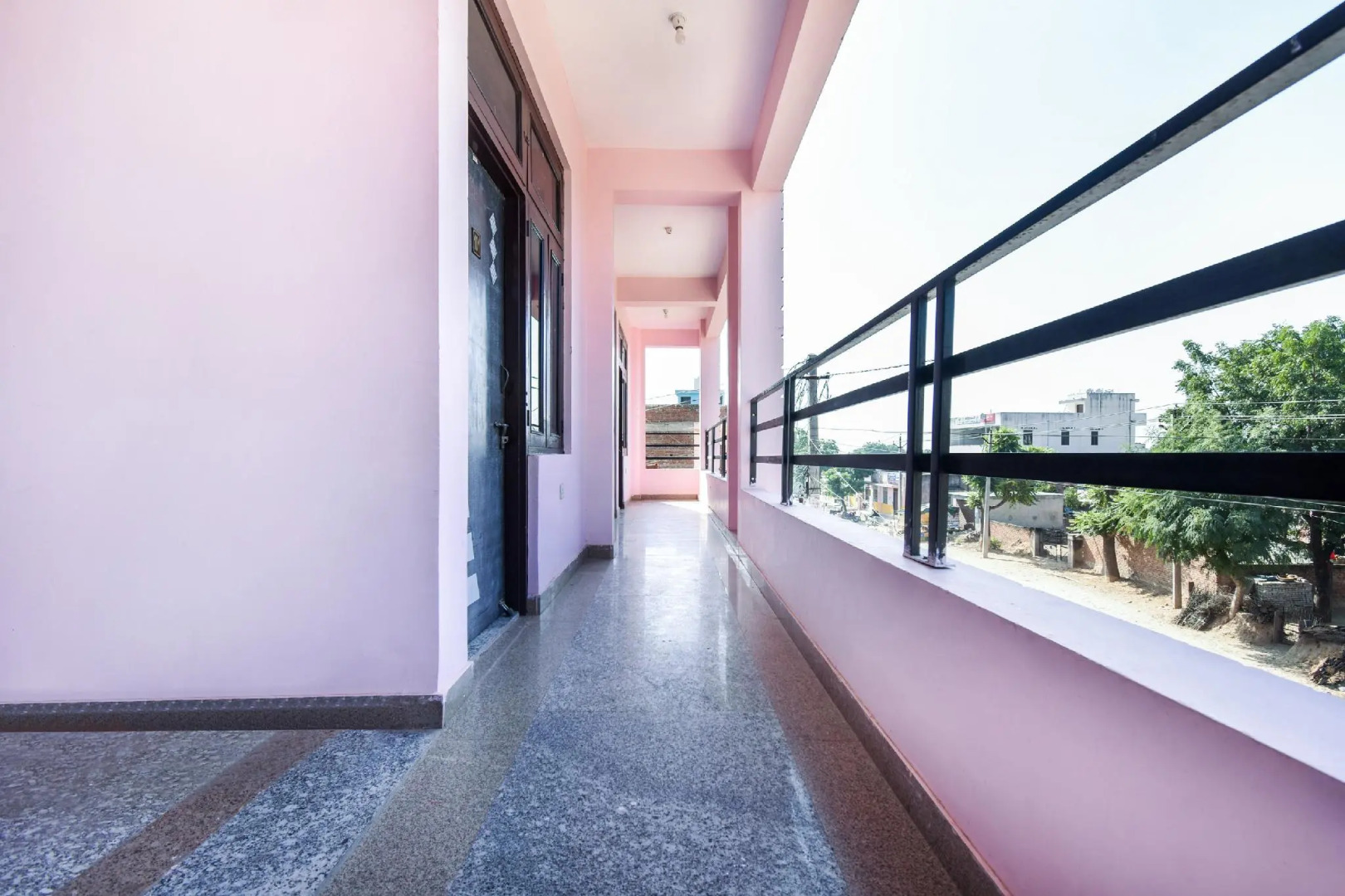 SPOT ON 65551 Smart Palace