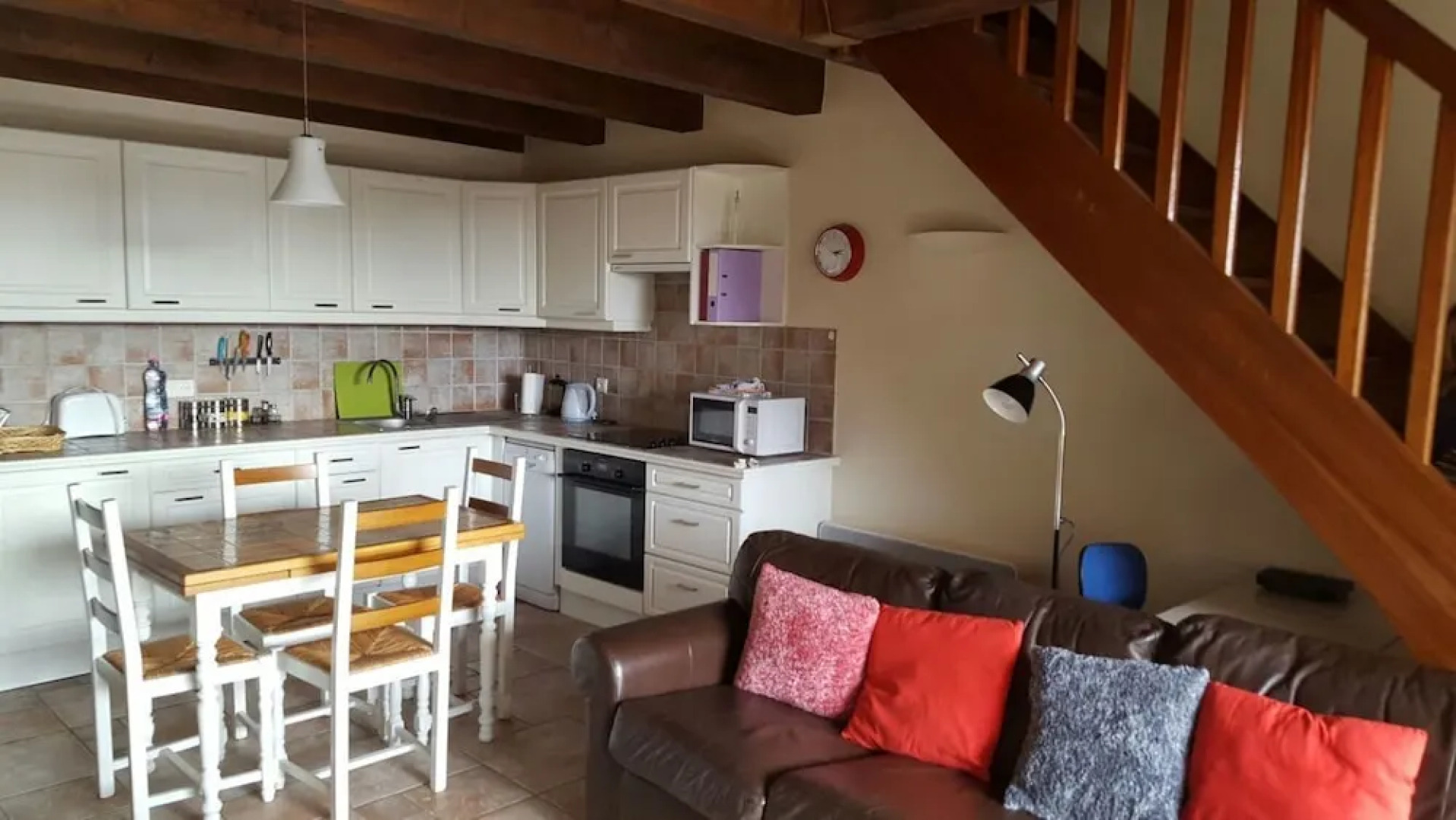 Beautiful 2-bed Apartment