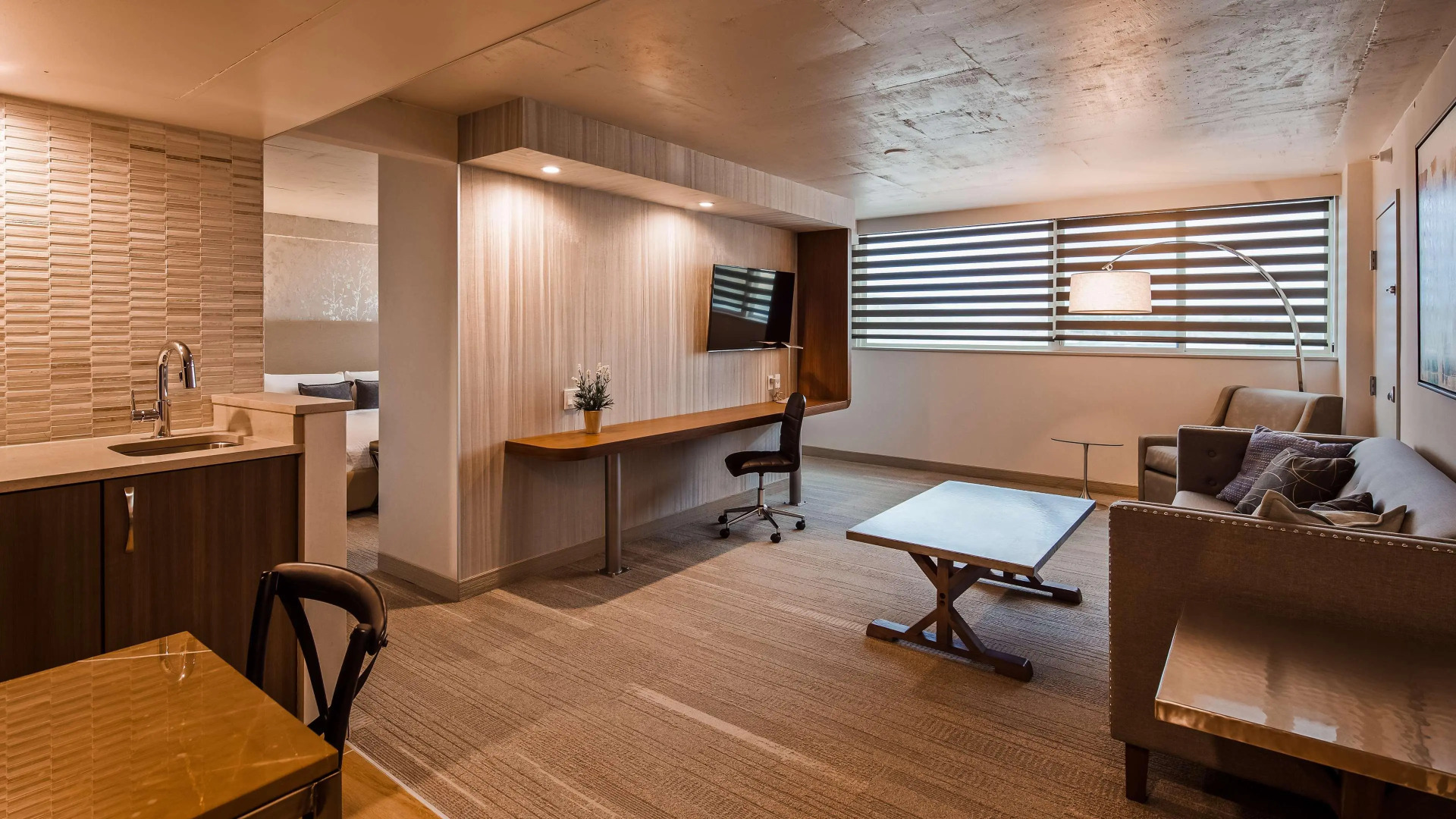 The Rushmore Hotel & Suites, BW Premier Collection