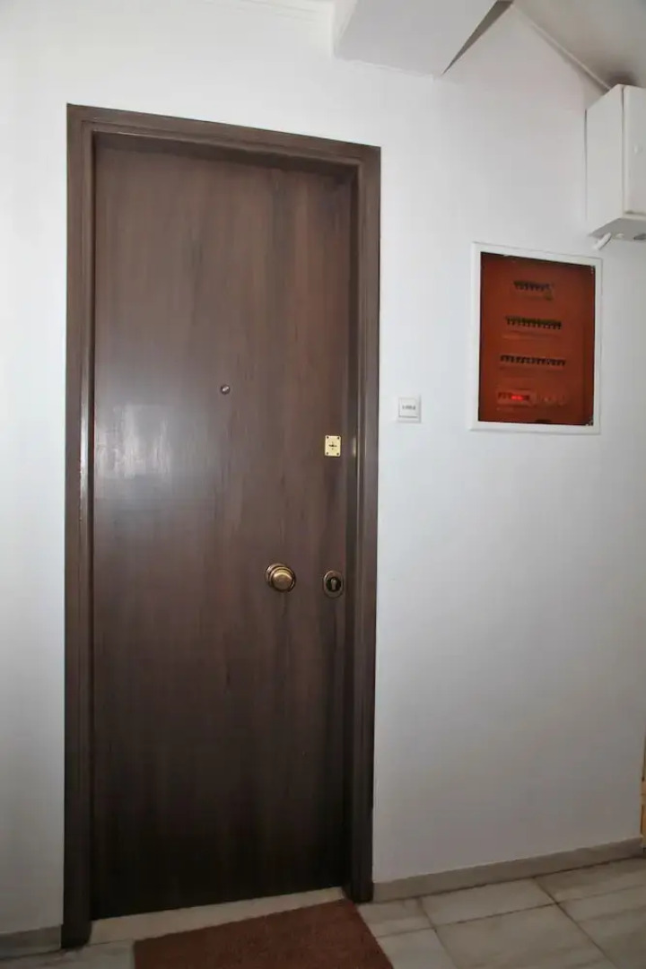 Just a hop away from the beach