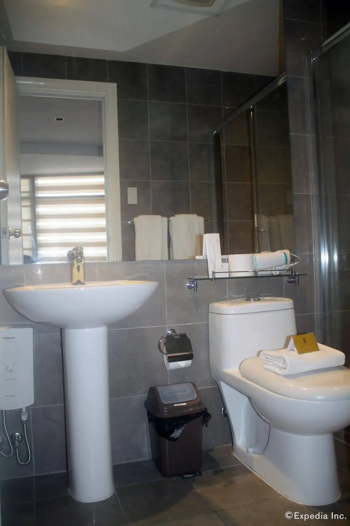 SIGLO SUITES @ The Gramercy Residences