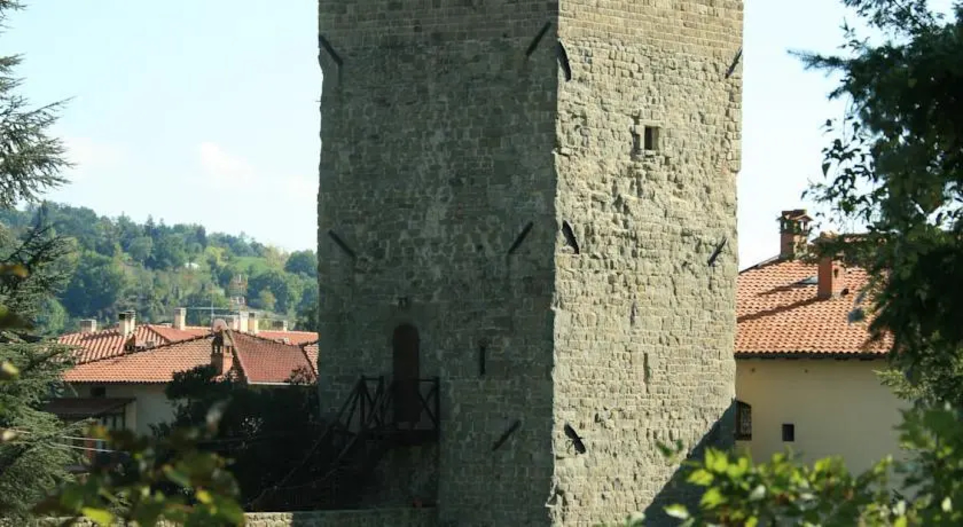 La Torre Medievale Lungarno