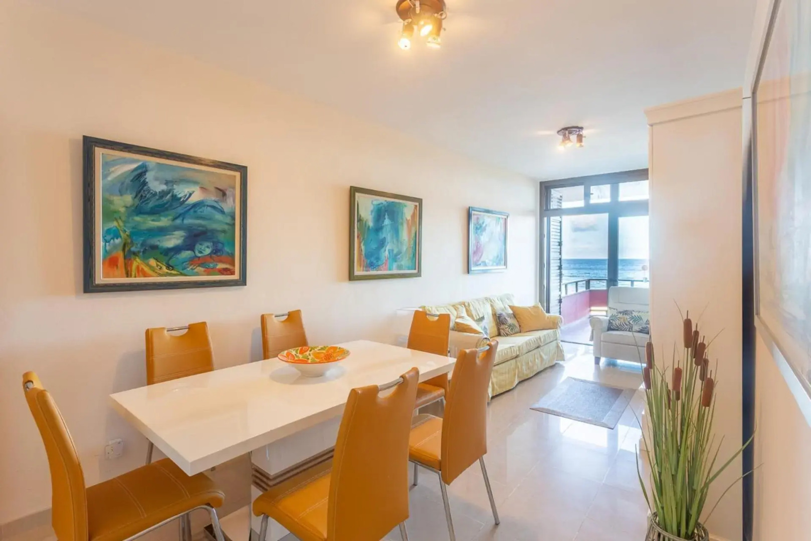 Front line beach with fantastic terrace.