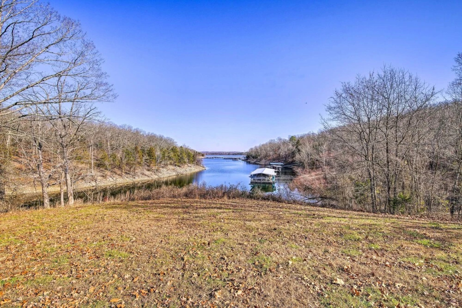 Lakeside Abode: 13 Mi to Silver Dollar City!