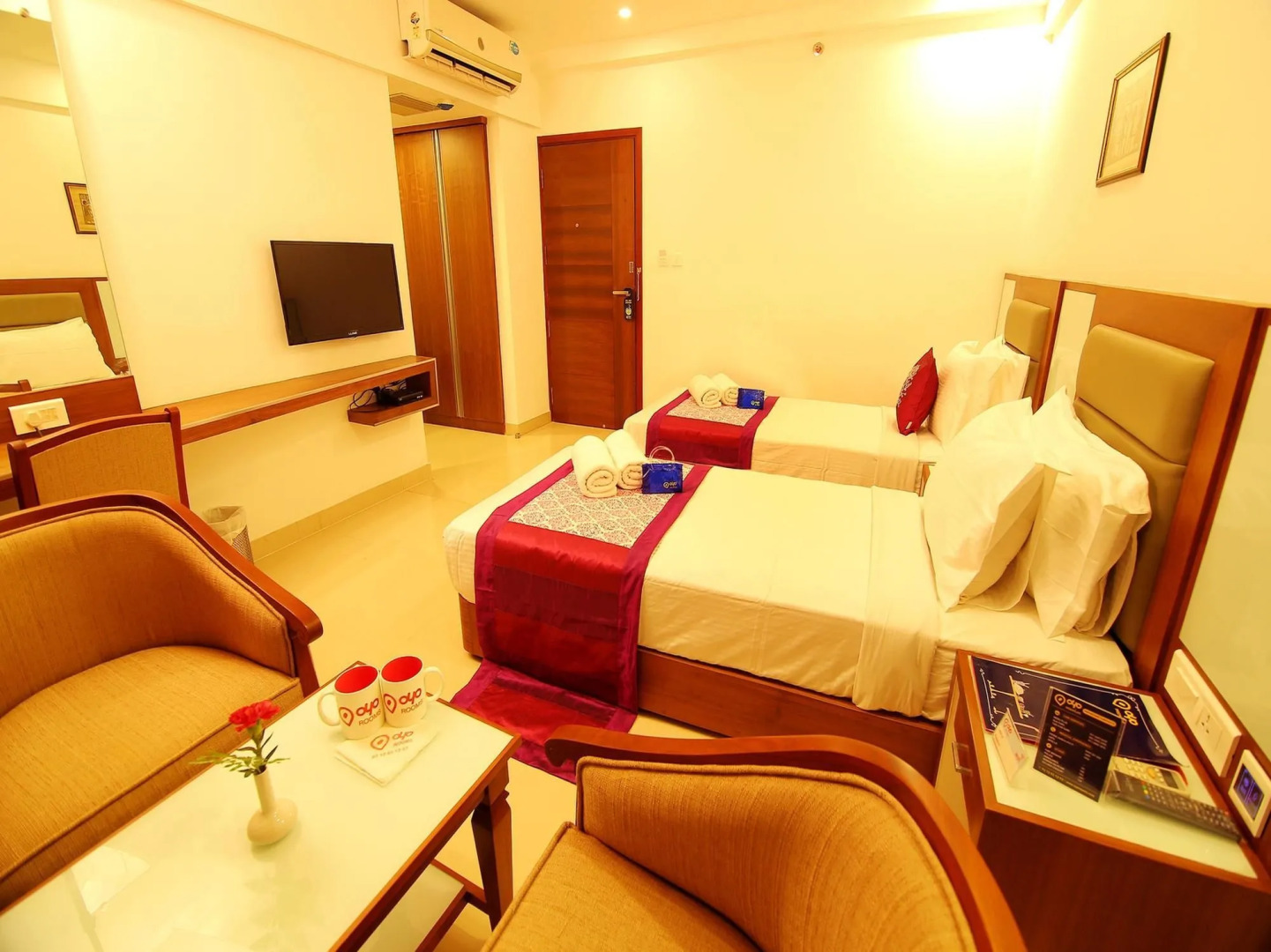 Oyo Premium Alleppey Iron Bridge