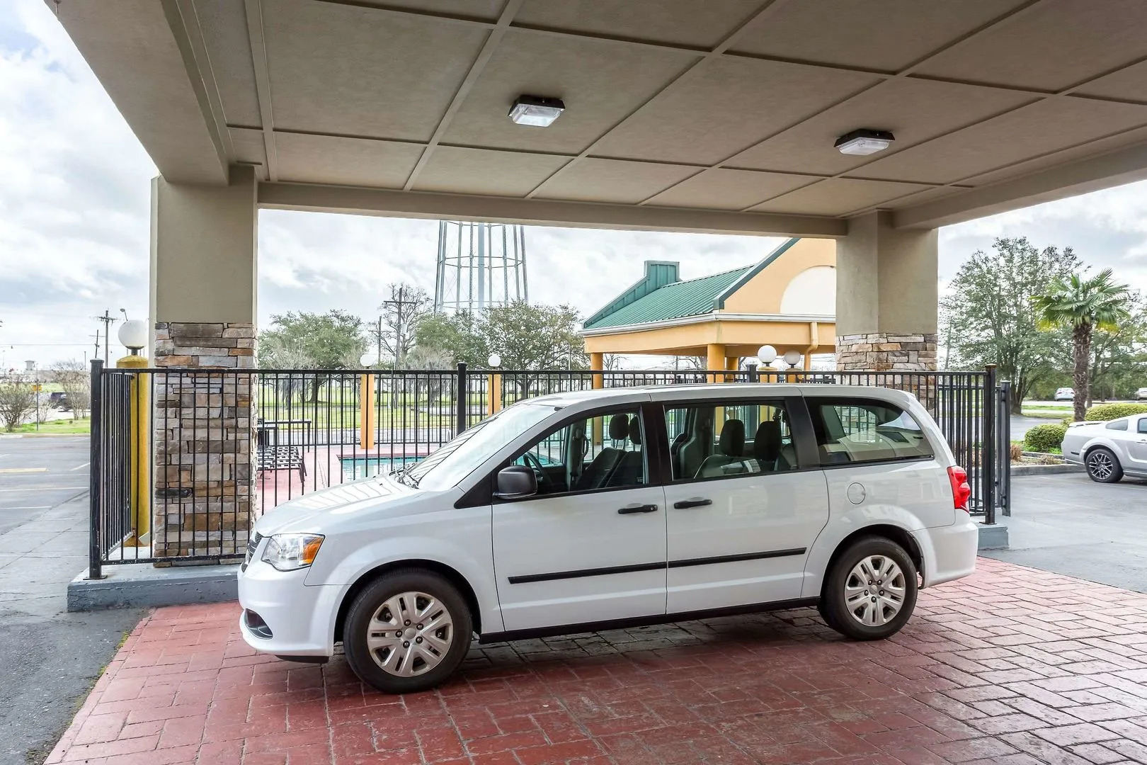 Sonesta Essential - Baton Rouge Airport