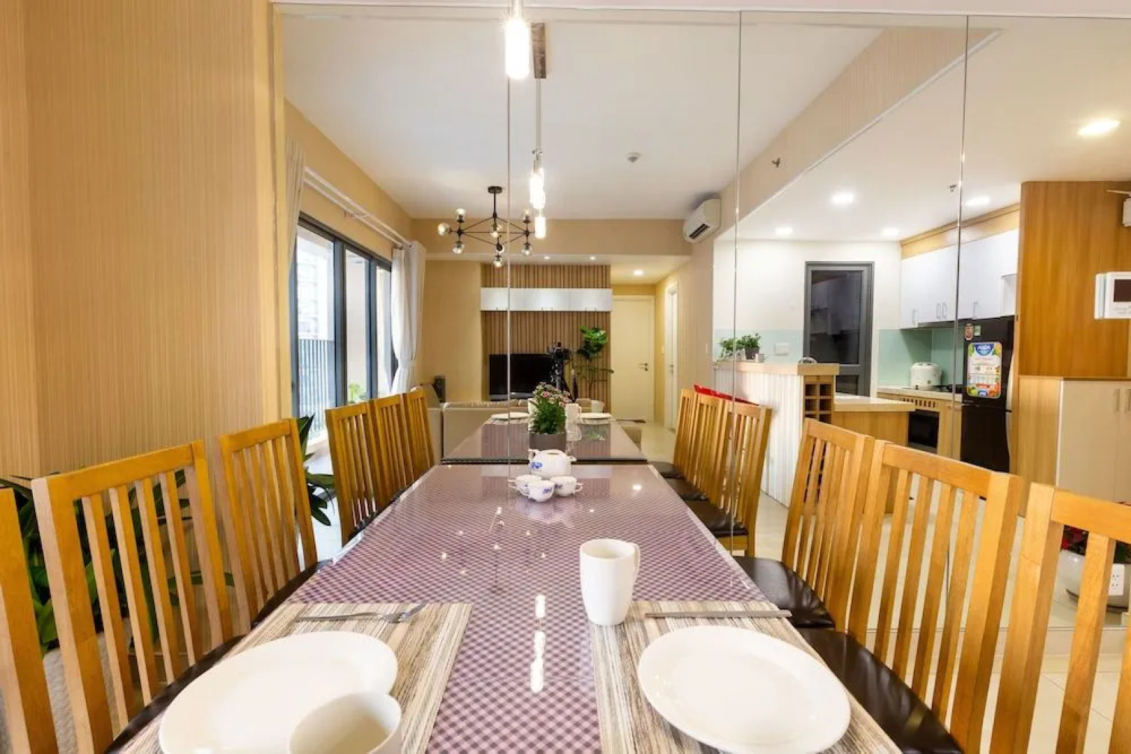 Ellie Apartment & Hotel Sai Gon