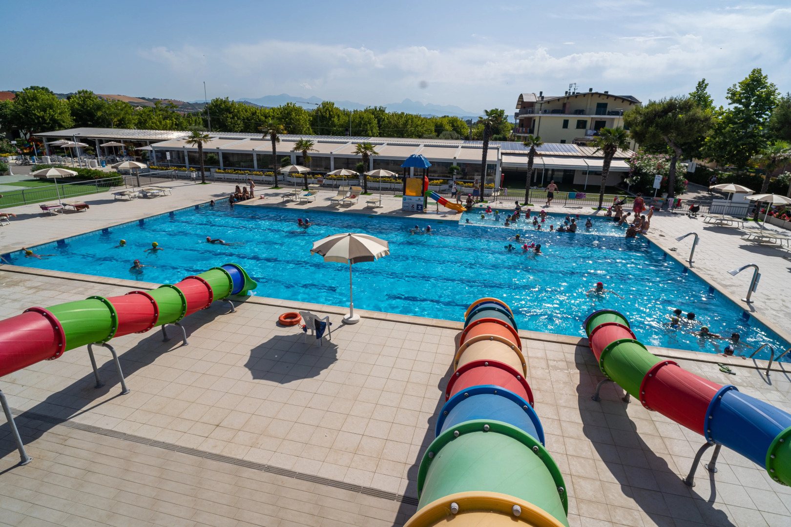 Club Del Sole Stork Family Collection