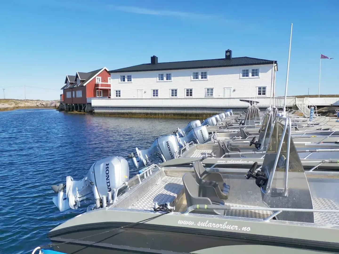 Sula Rorbuer og Havhotell