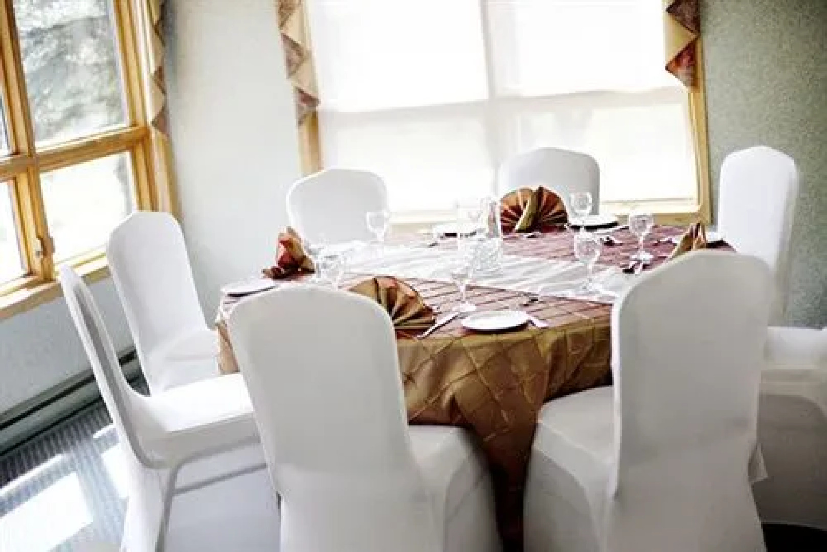 Elkhorn Resort, Spa, and Conference Centre