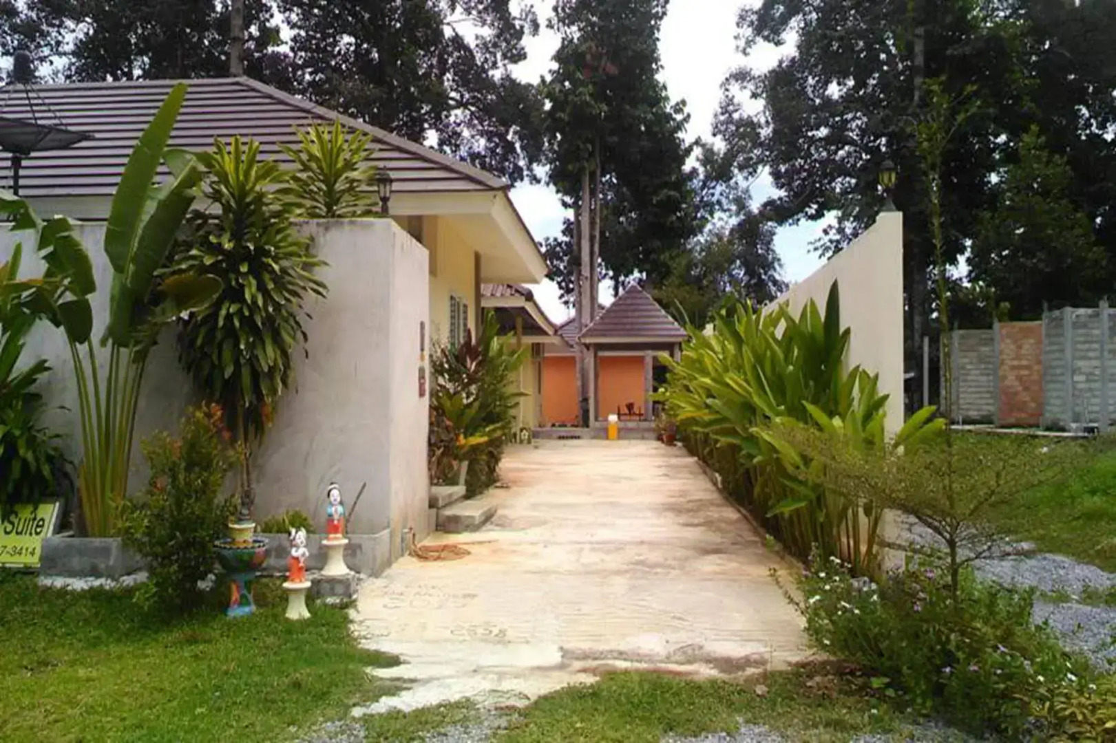 Khanom Garden Suite Resort