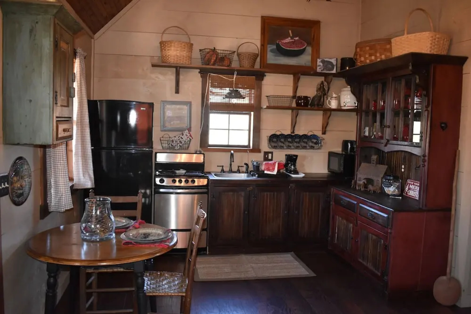 Bear Creek Lodge Cabin Resort