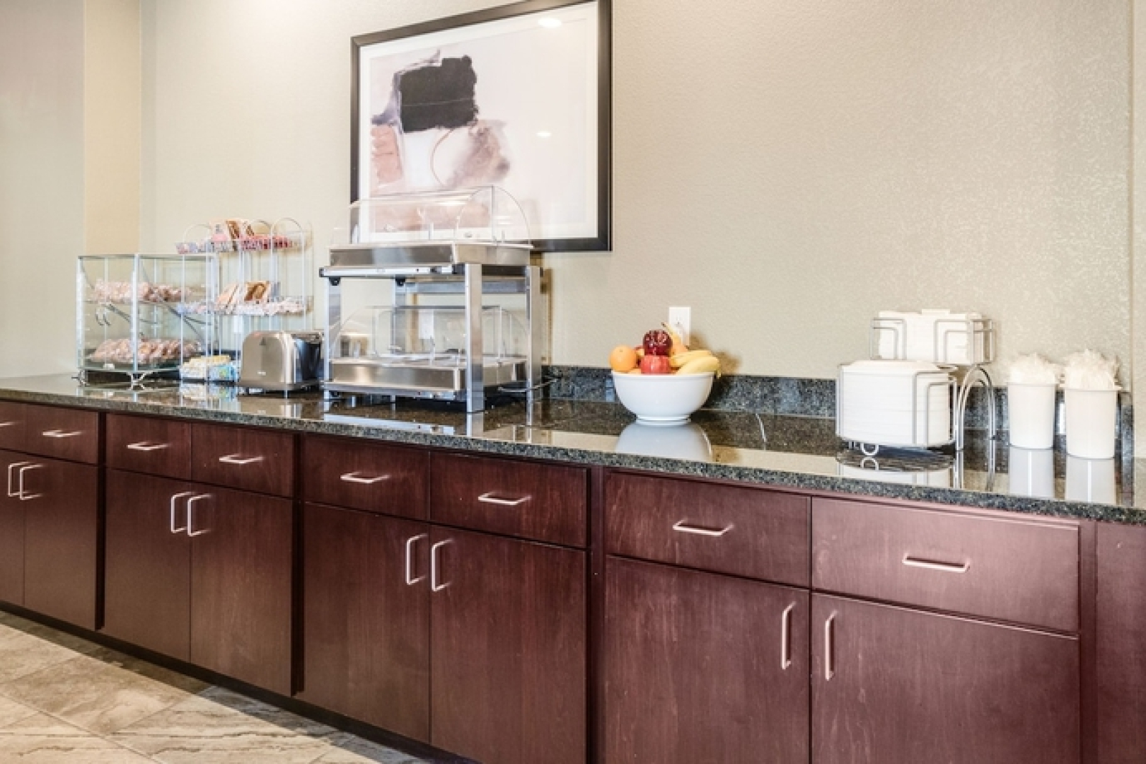 Cobblestone Hotel & Suites - Denmark/Green Bay