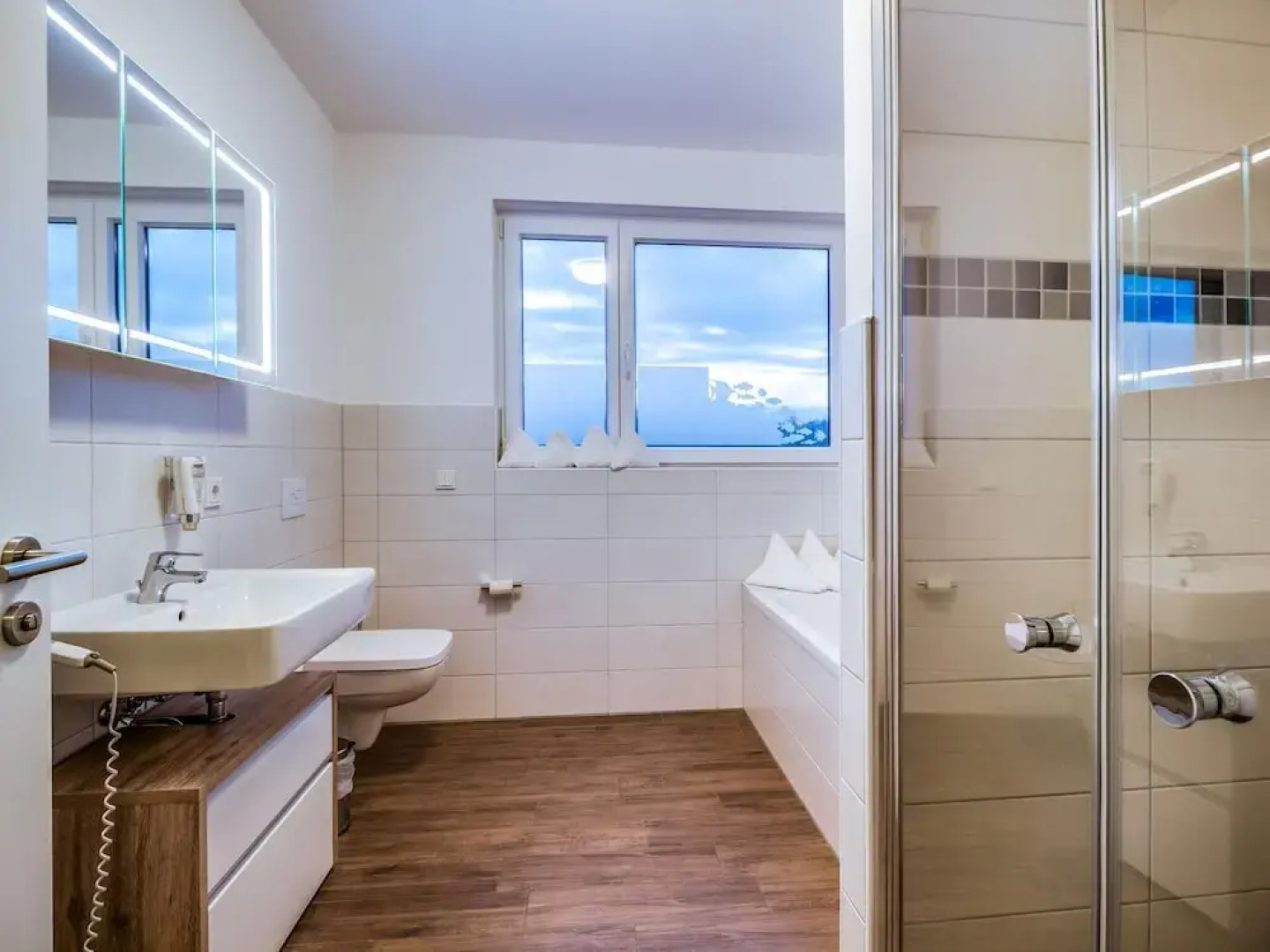 Apartment in Leipzig Near Stormthaler Lake