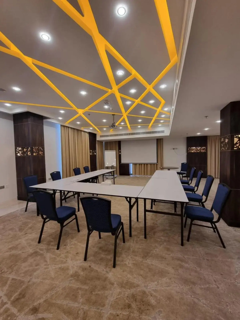 Отель Muscat Gate