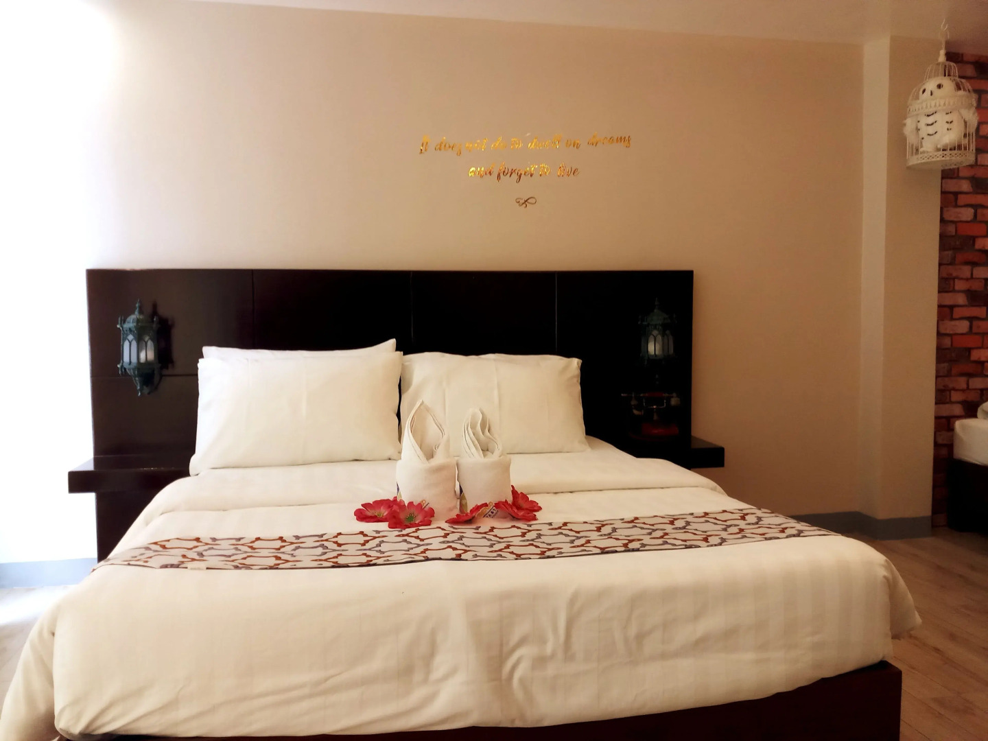 Casa Almarenzo Bed & Breakfast