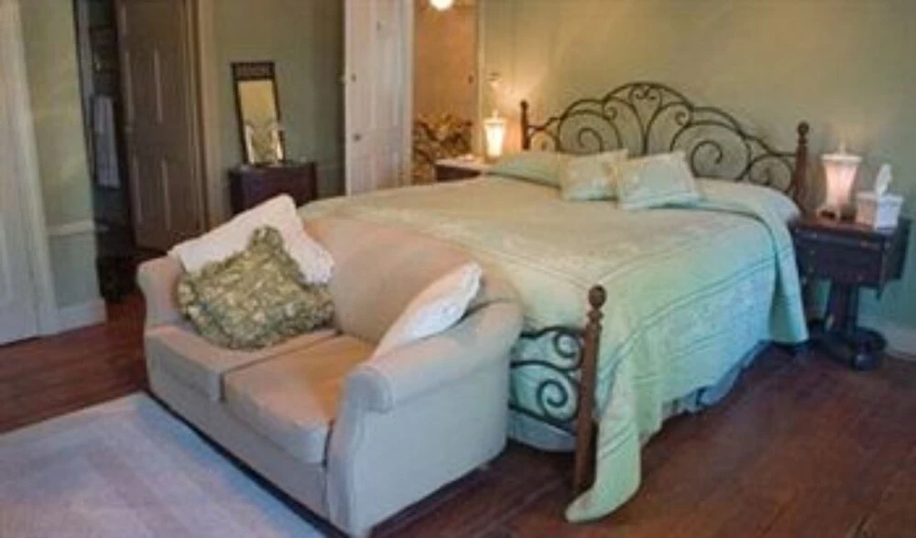 The Red Hook Country Inn
