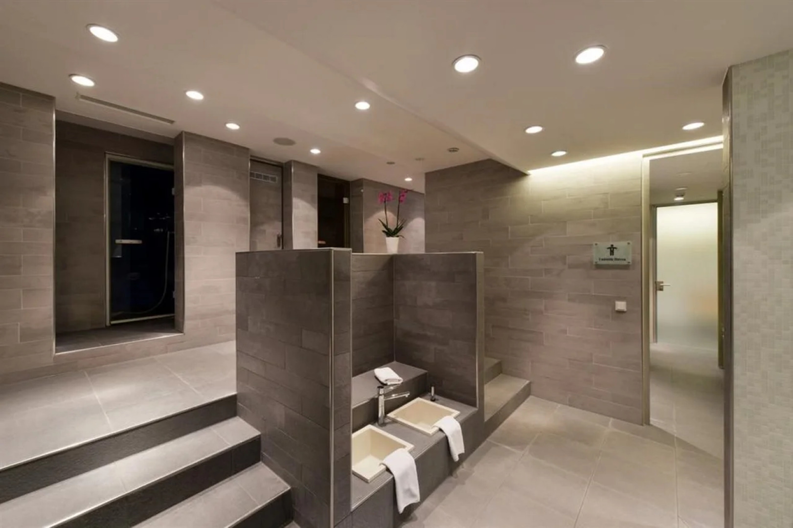 Leonardo Hotel Berlin KU'DAMM