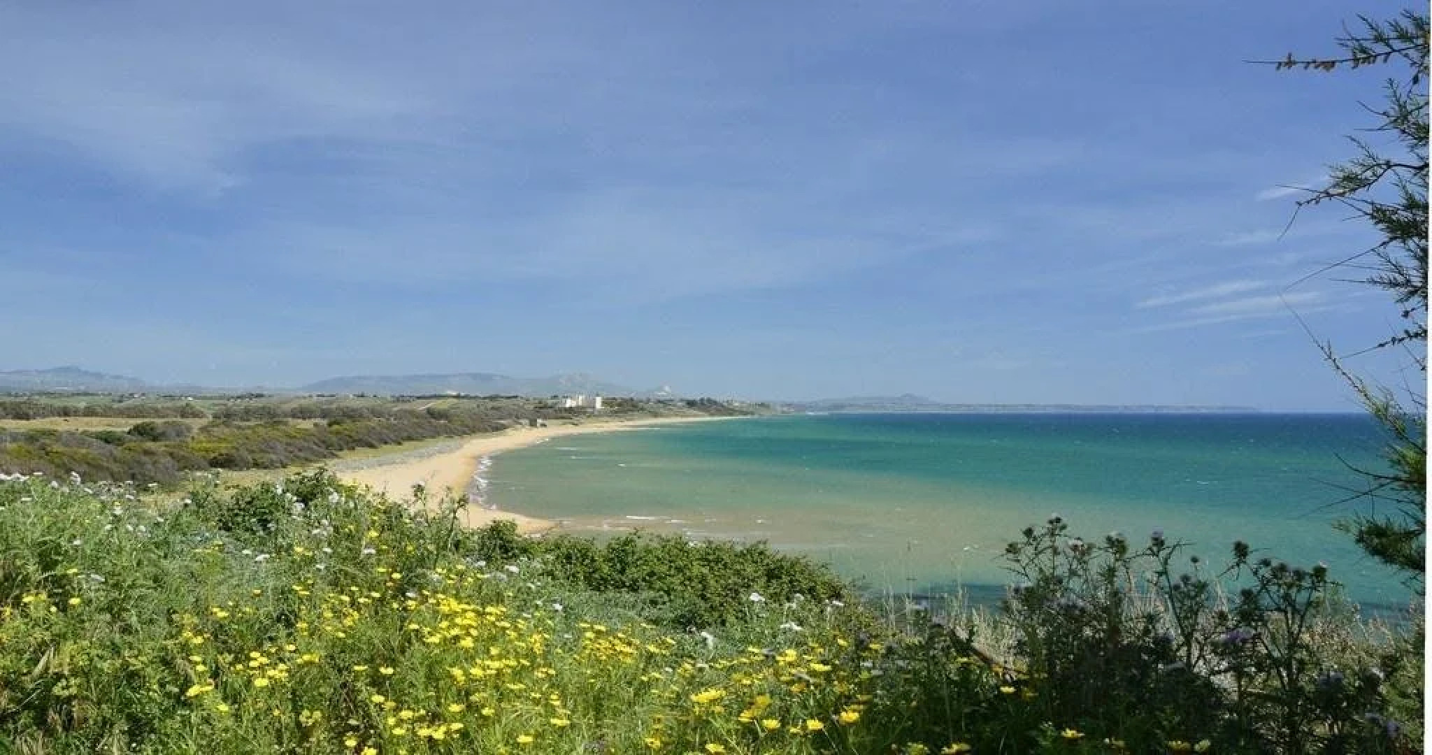 Labour Building Commercial Hotel