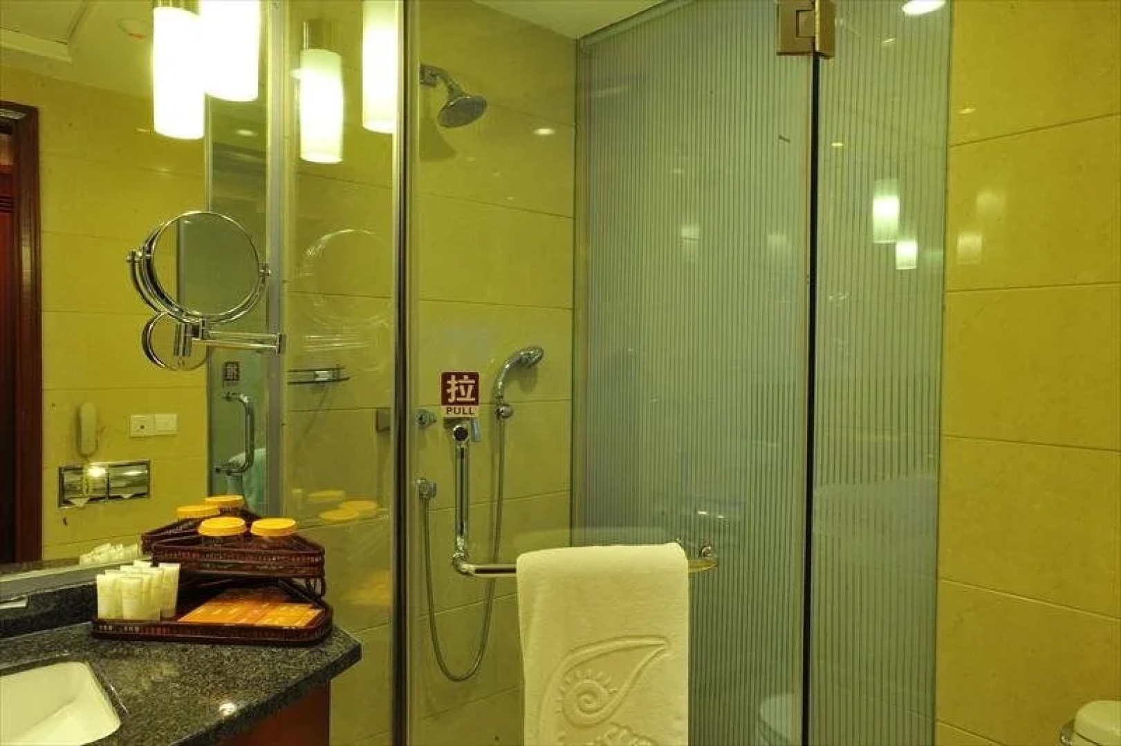 Emeishan Donghui Grand Hotel