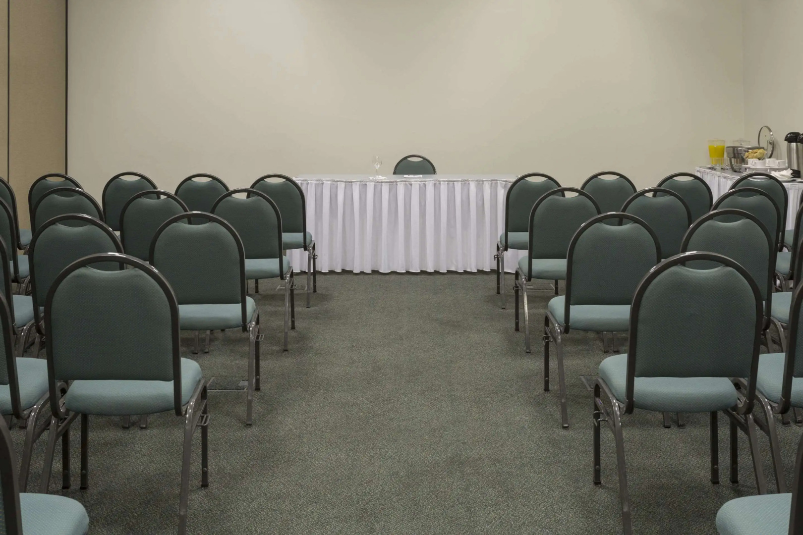 Sleep Inn Vitória Praia do Canto