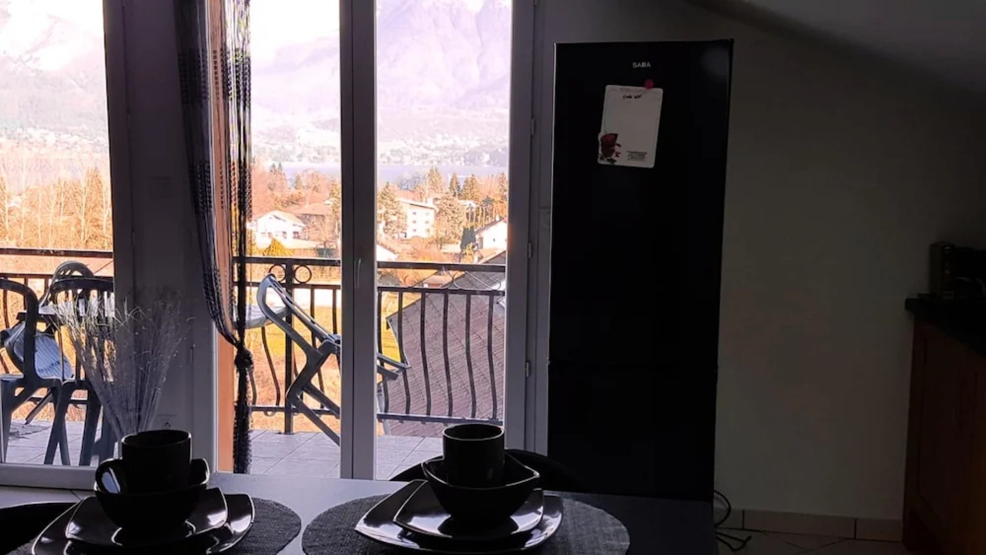 Apartment With 3 Bedrooms in Sévrier, With Wonderful Lake View, Furnished Garden and Wifi - 10 km From the Slopes
