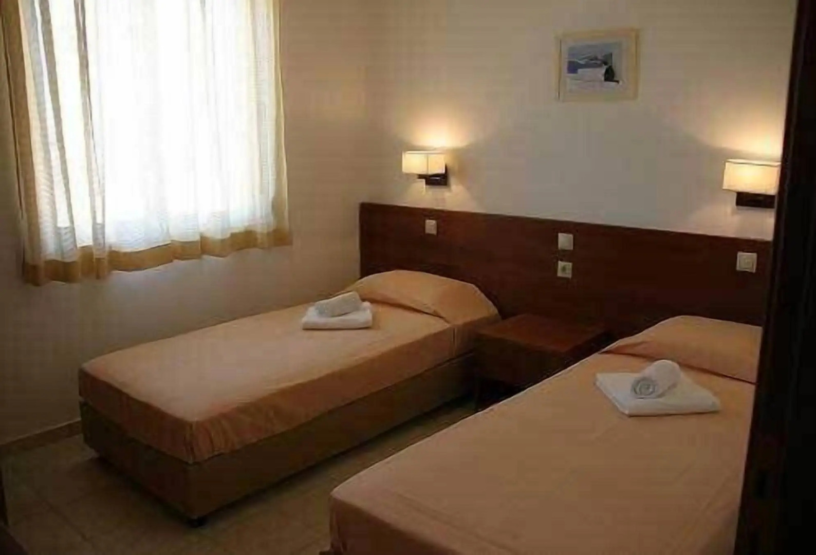 Monachus Monachus Apartments