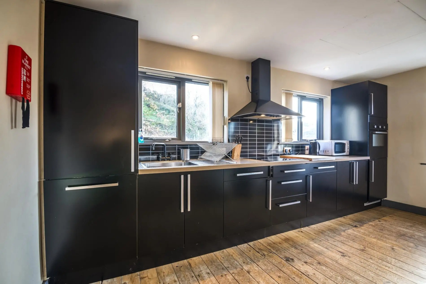 Rock Cottage - 3 Bedroom Holiday Home