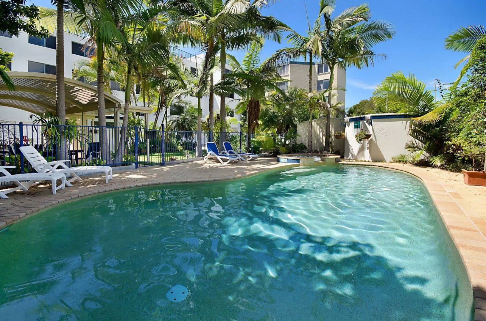 Fairseas Holiday Apartments