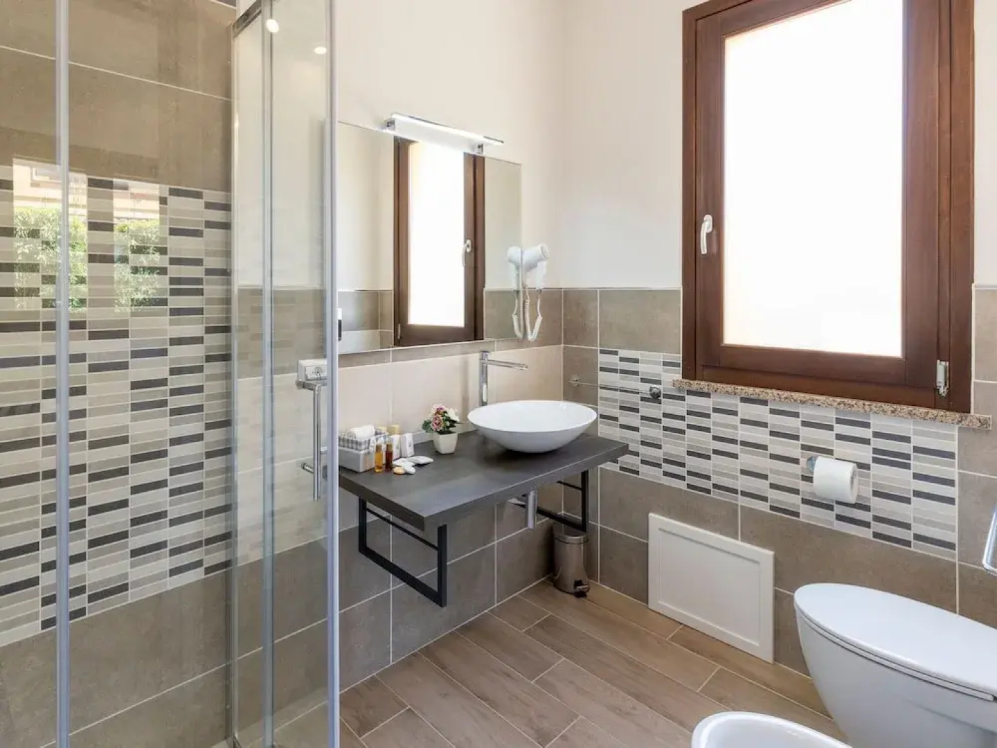 Apartment With Exclusive Swimming Pool