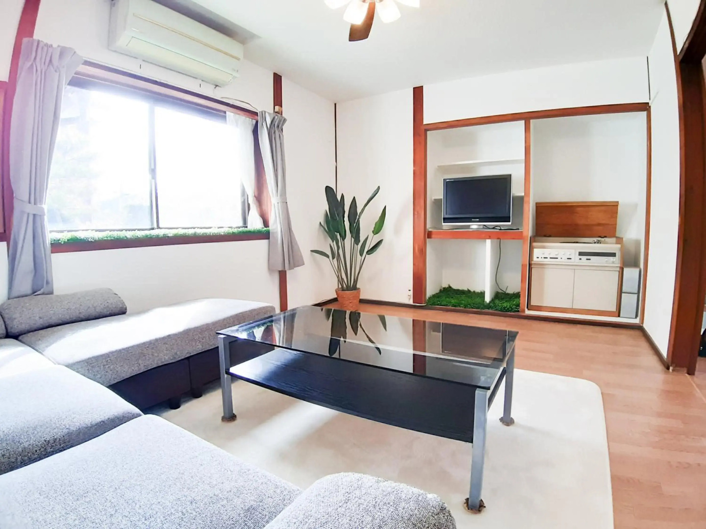 Wぴーす（W Peace)