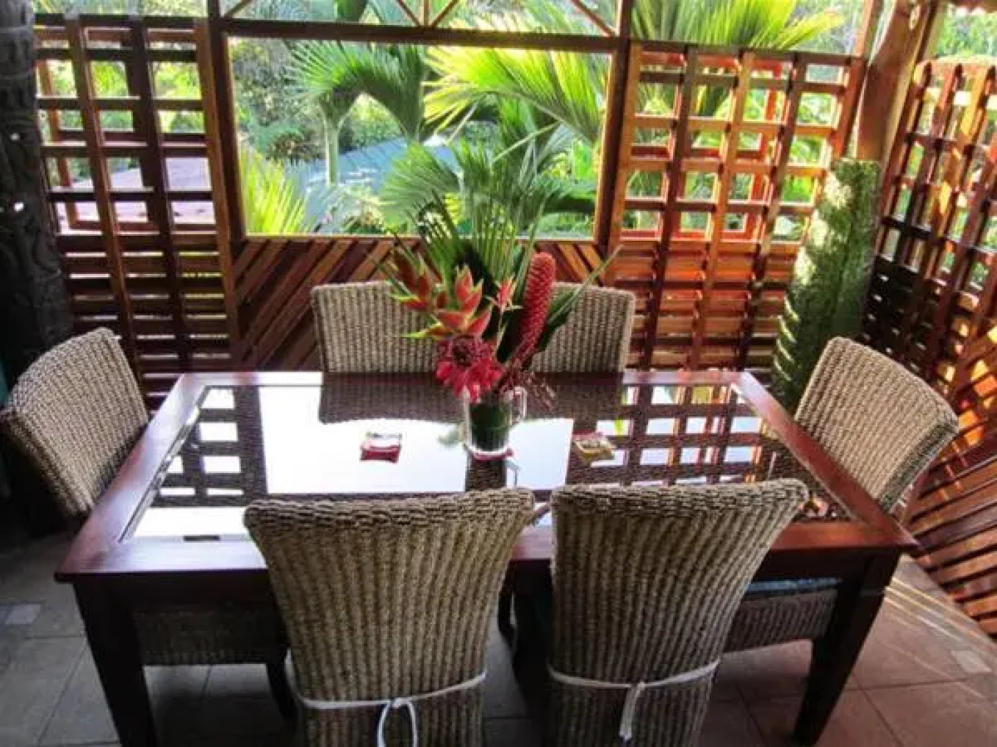 Physis Caribbean Bed & Breakfast