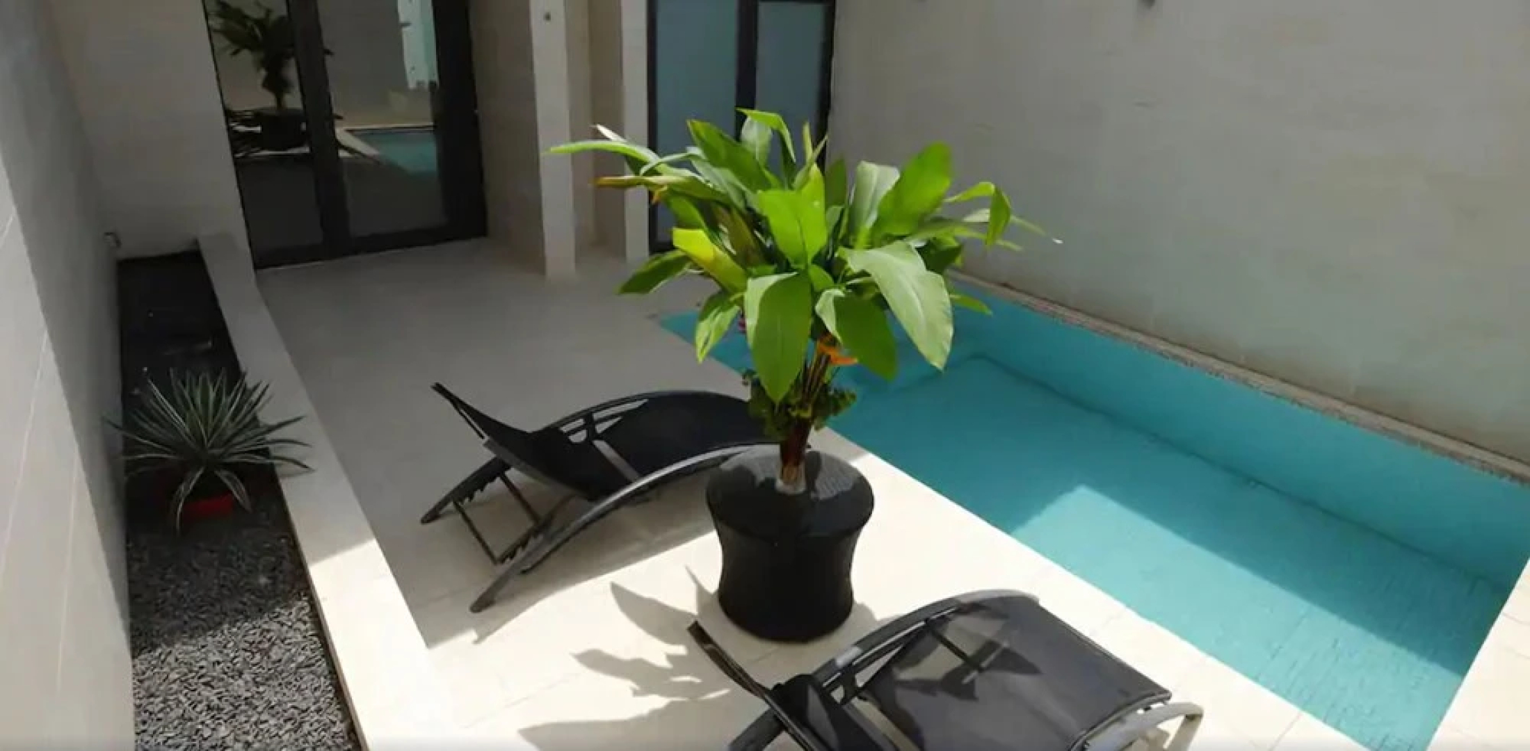 Magno Suites