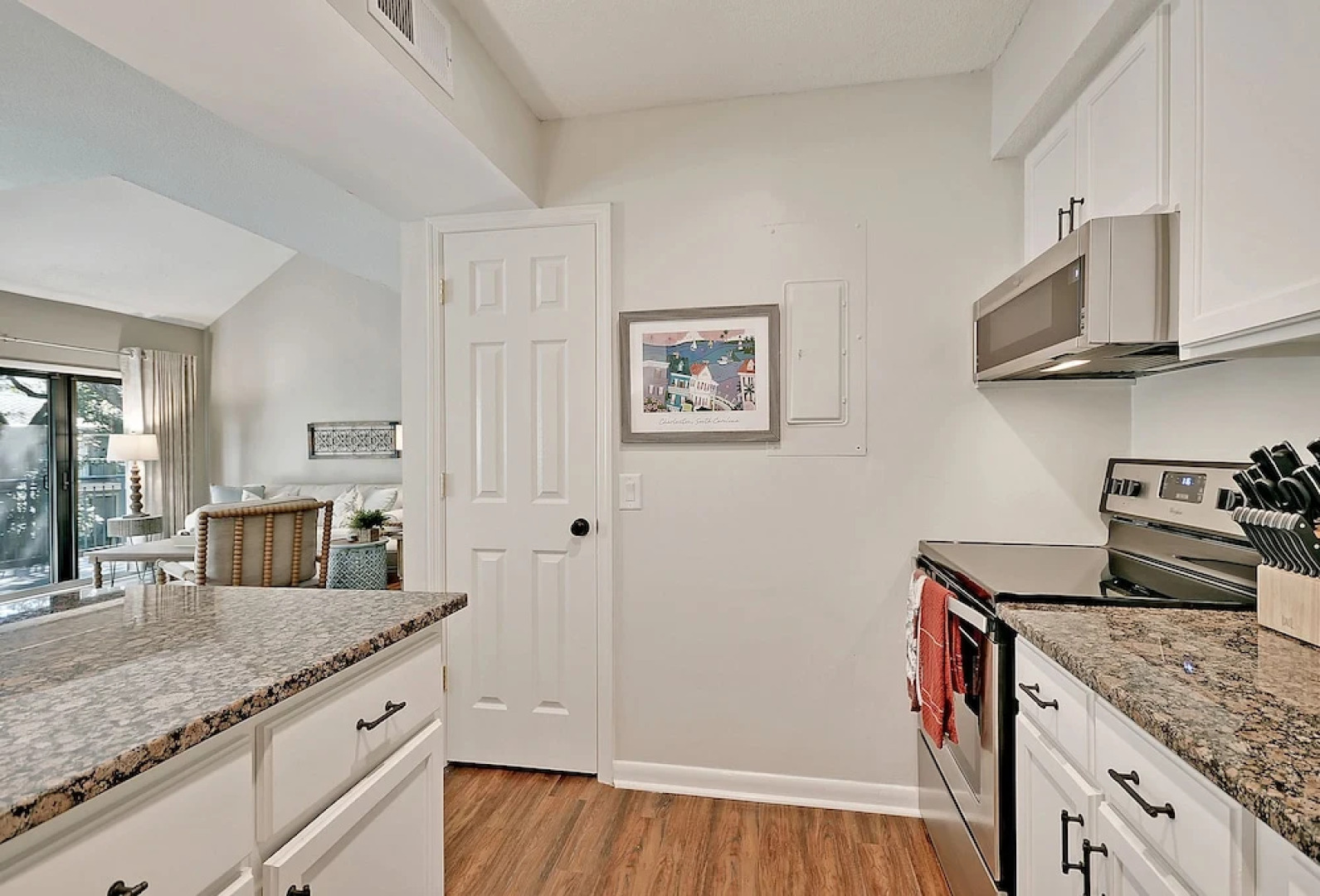 Coastal Chic Villa 2 Bedrooms 2 Bathrooms Villa