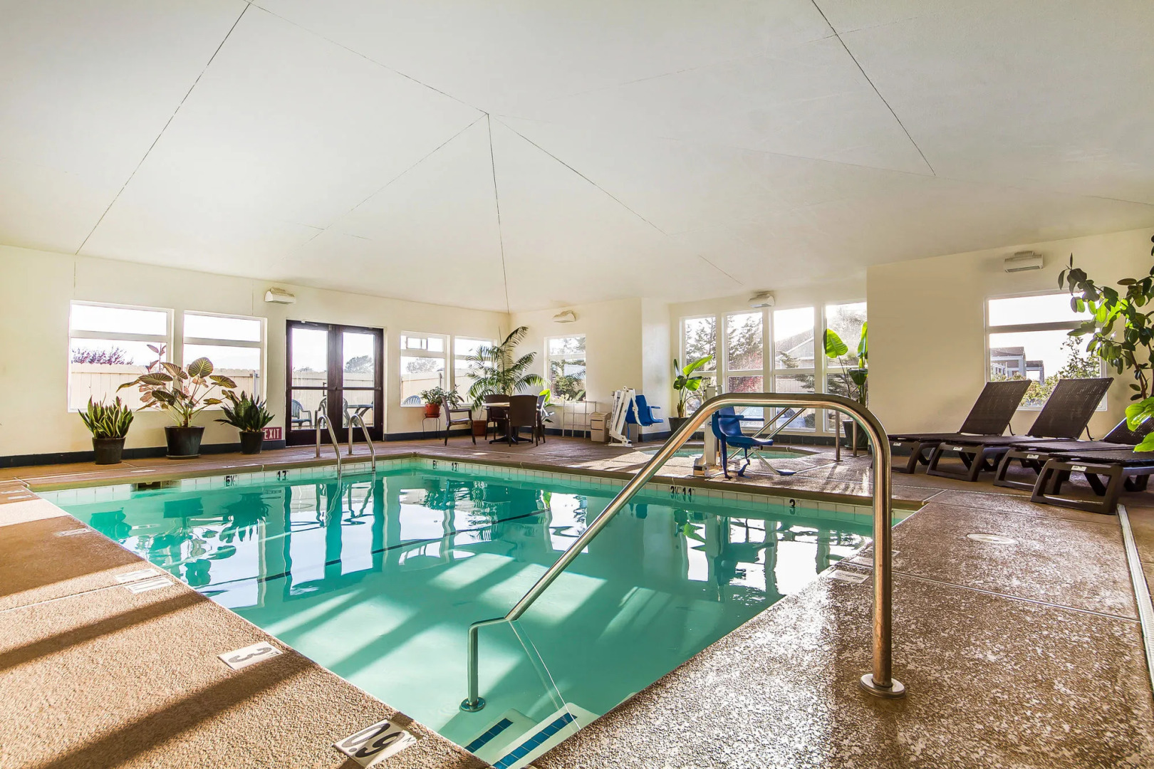 Comfort Inn & Suites Redwood Country