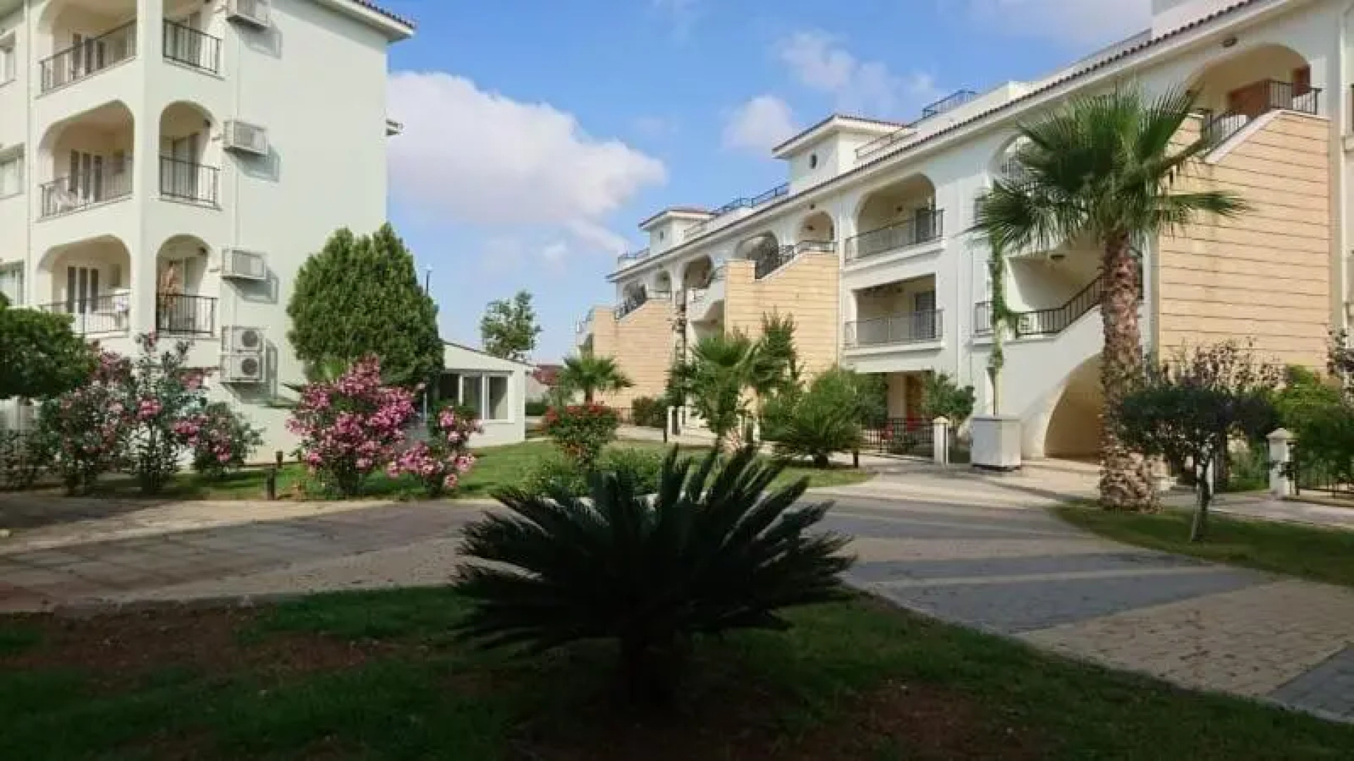 Impeccable 2 bed Penthouse