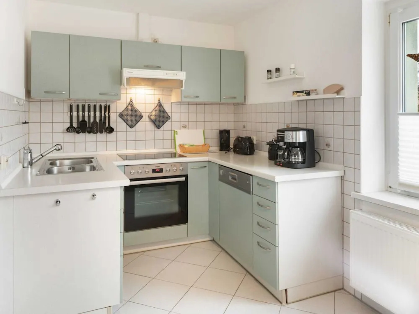 Serene Holiday Home in Naumburg near River