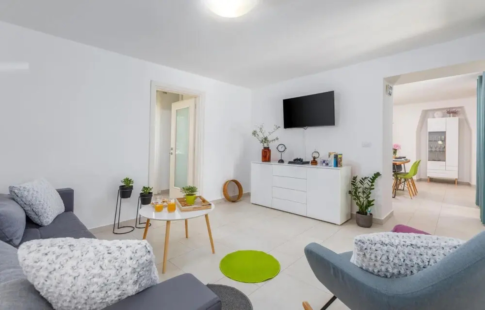 Beautiful Home in Duga Uvala With Wifi and 2 Bedrooms