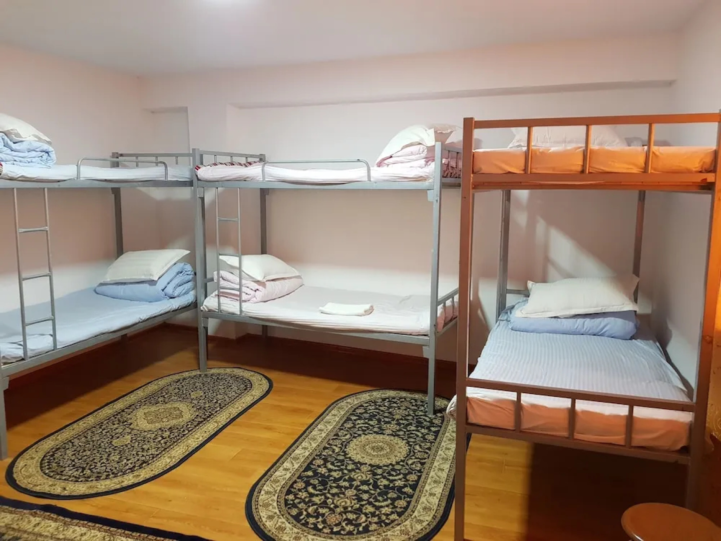 Lal Hotel