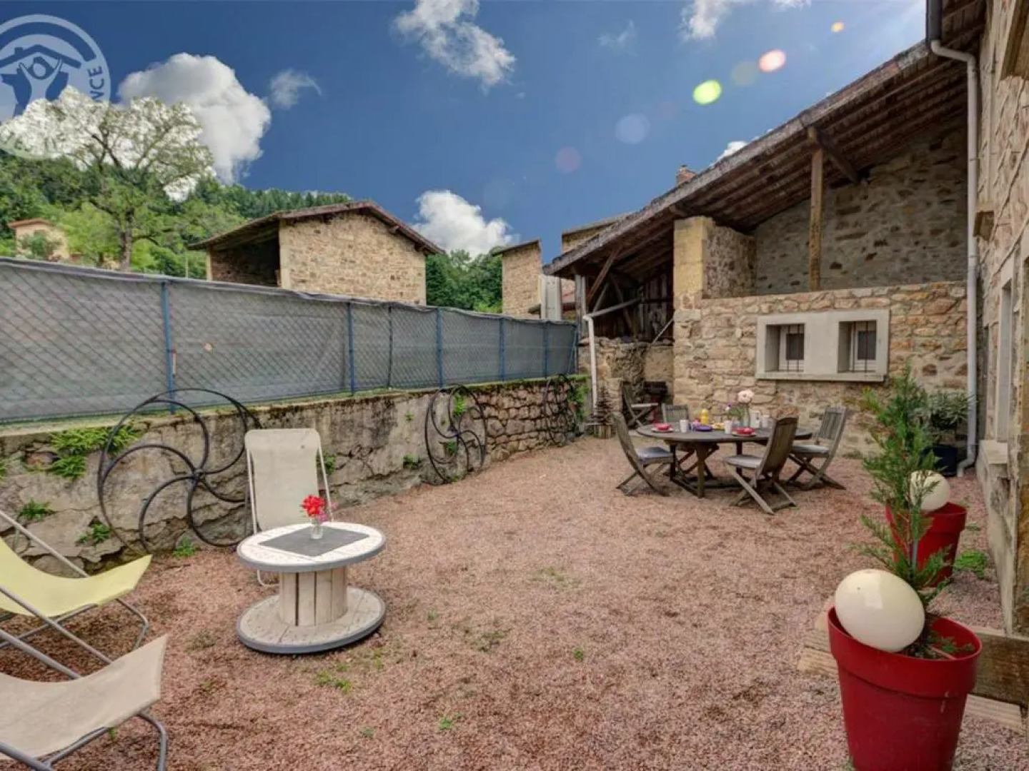 Gîte Belmont-de-la-Loire, 4 pièces, 5 personnes - FR-1-496-126