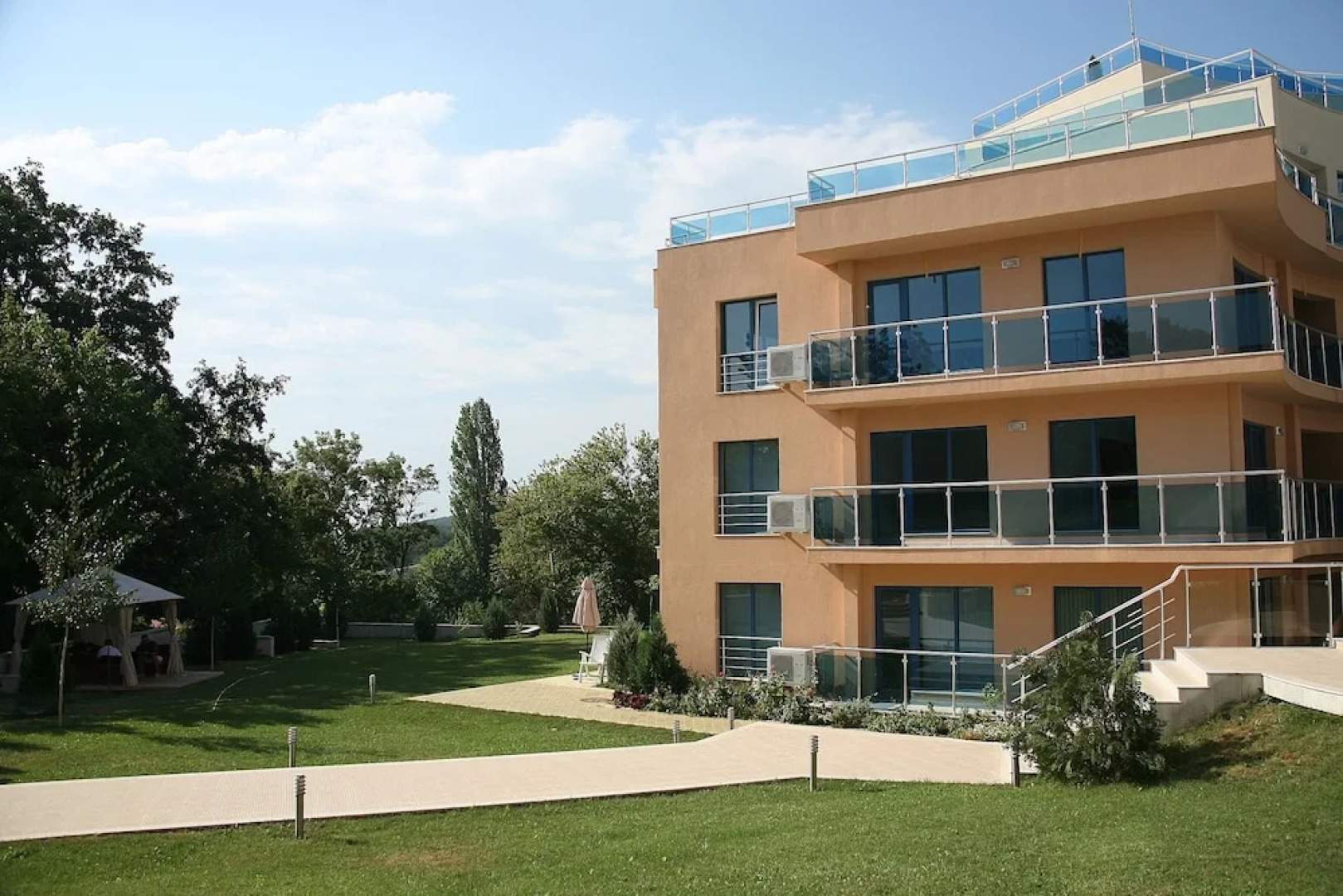 Apart Complex Aquamarine