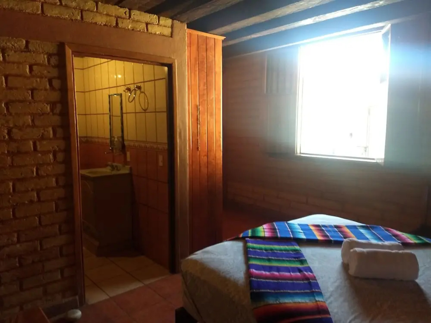 La Joya De Tuito Bed & Breakfast