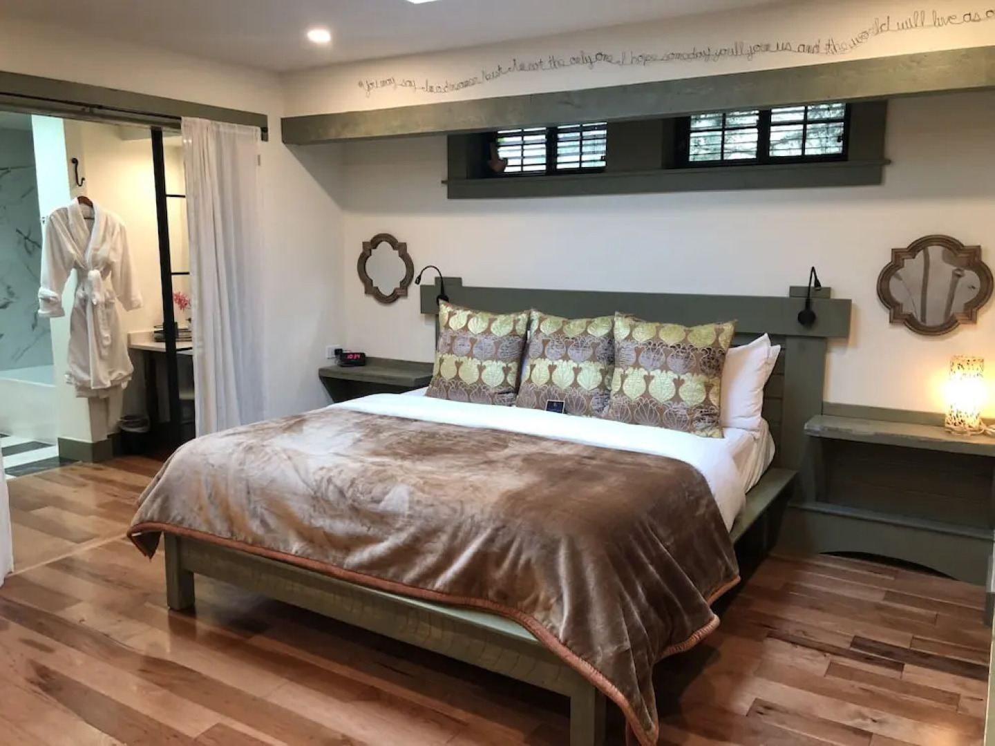 Highland Haven Creekside Inn