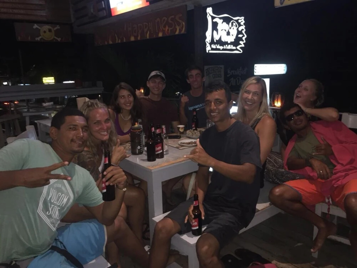 Iguana Surf Beachfront Cabinas