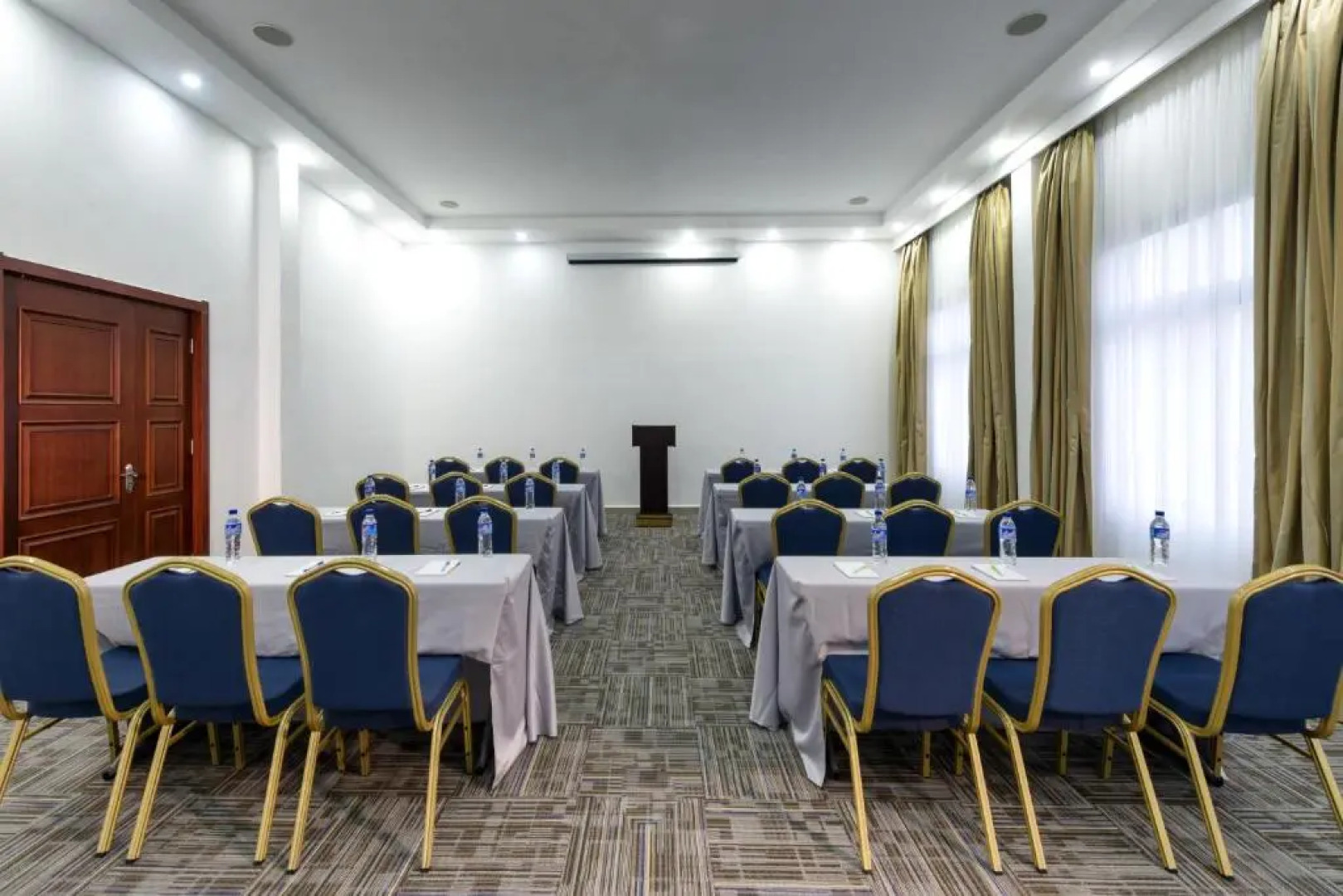 The Farmington Hotel